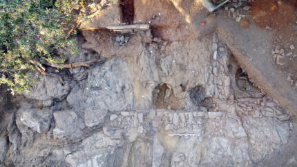 Late Roman-era house cut into bedrock found in Corsica – The History Blog